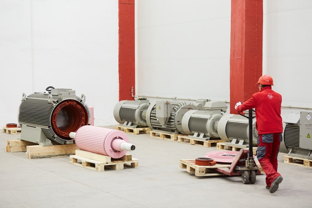 High-voltage-motors-manufacture-1 motor squirrel cage